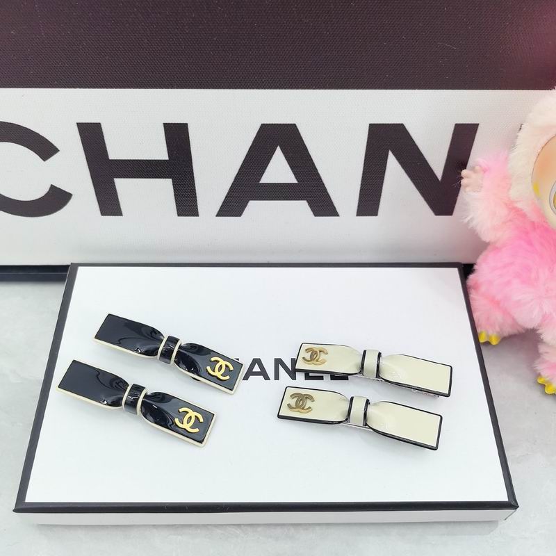 Chanel Hairpin dx07